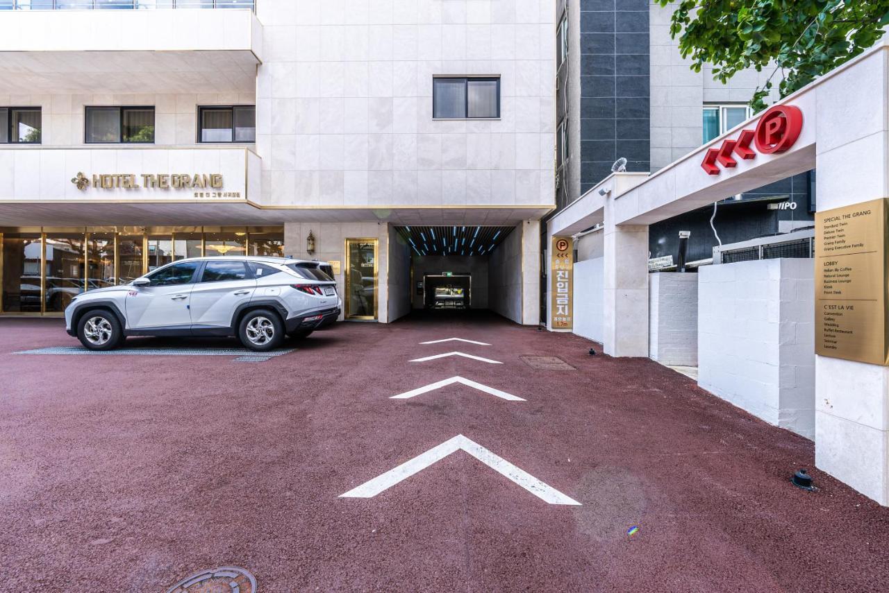 Hotel The Grang Seogwipo Exterior foto